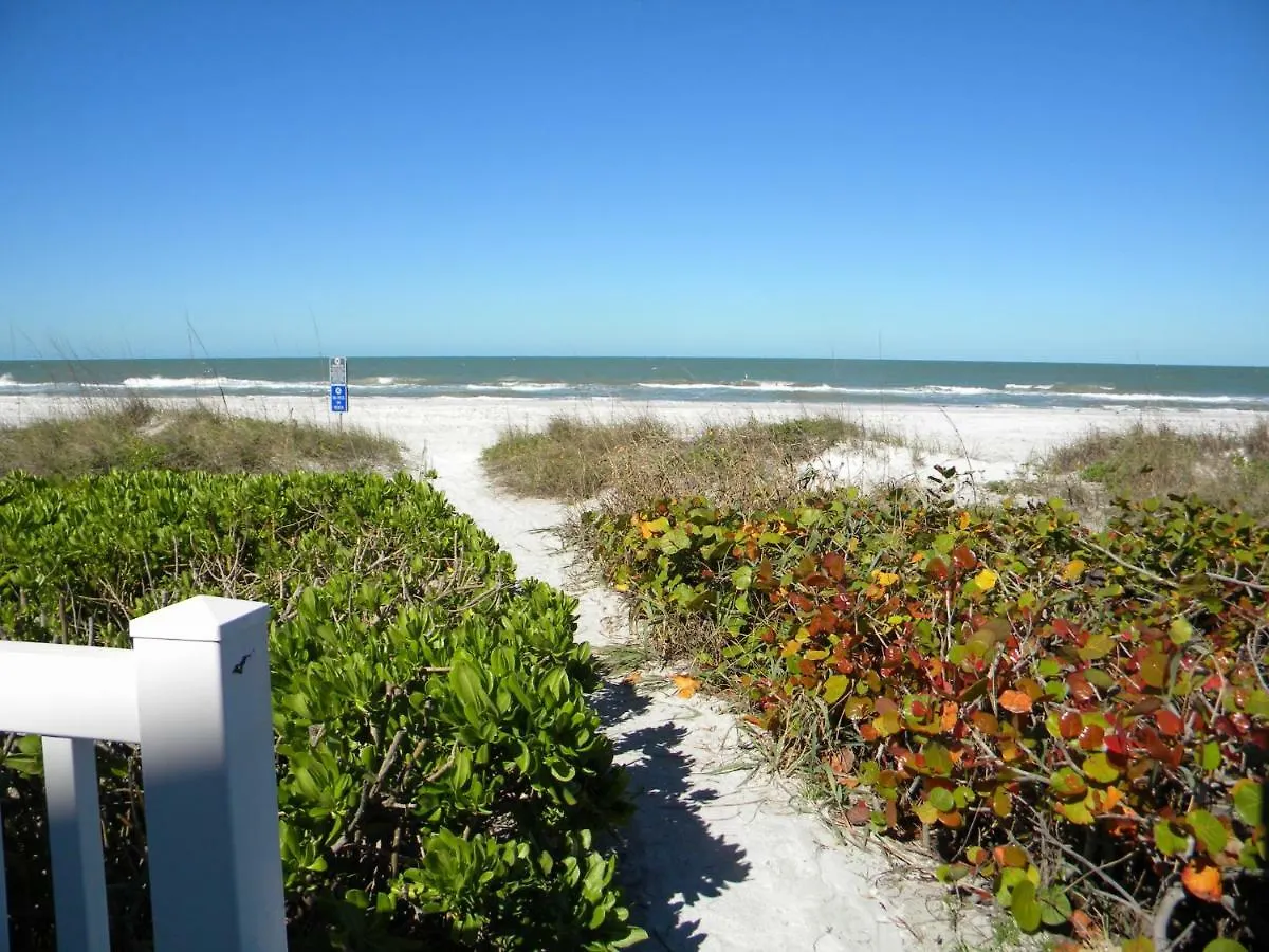 Belleair Beach Club